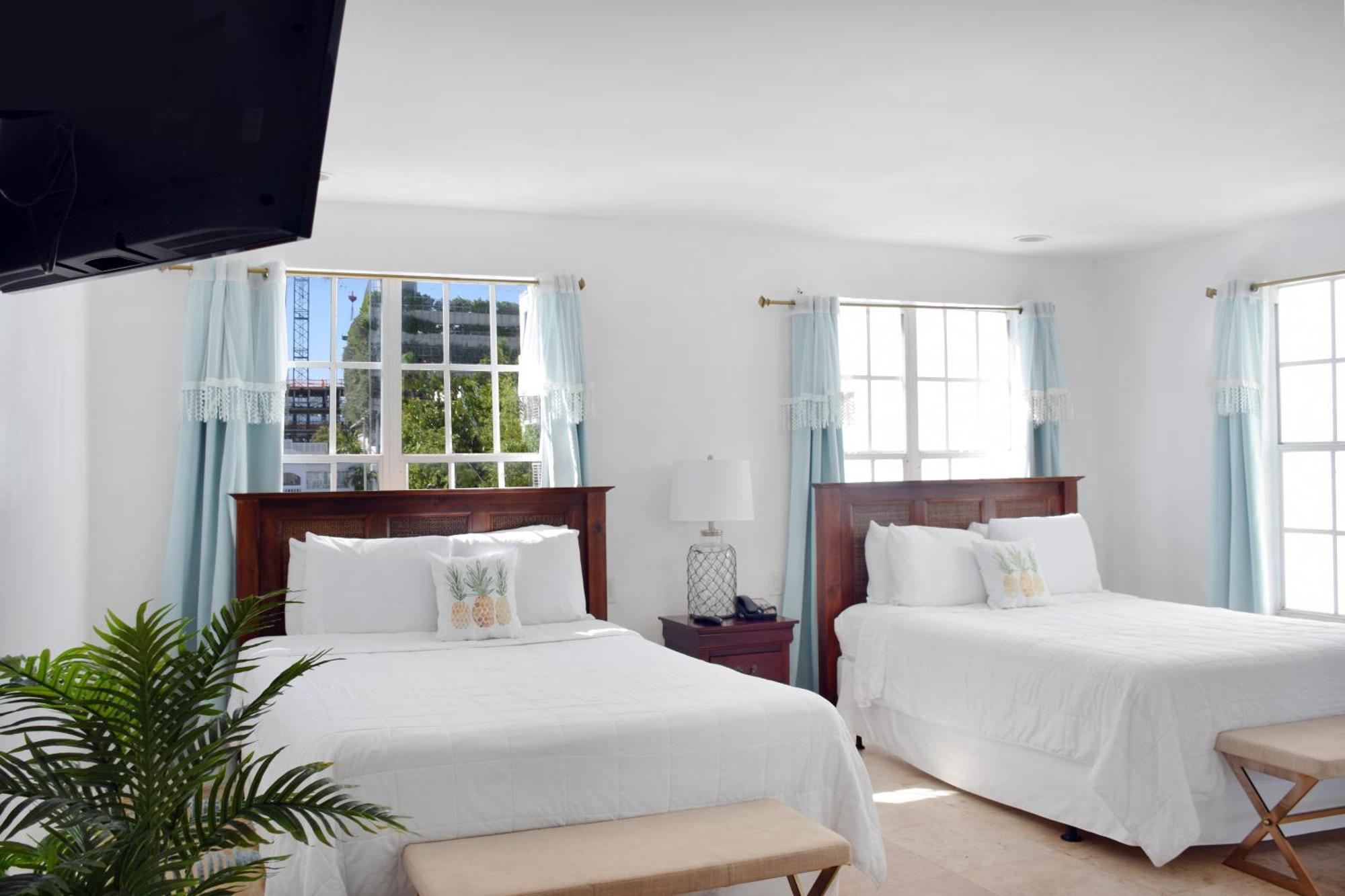 Deluxe Double Room Two Queen Beds