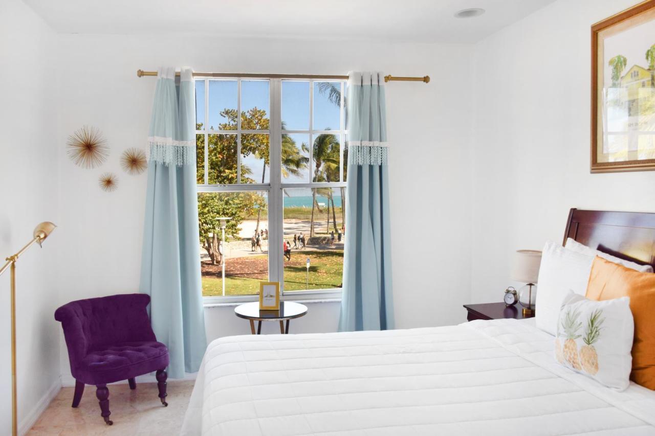 Signature Room Ocean View One King Bed