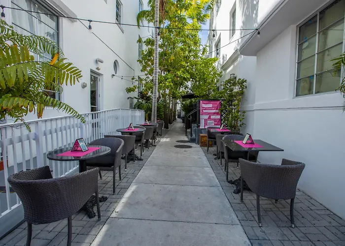 Posh South Beach