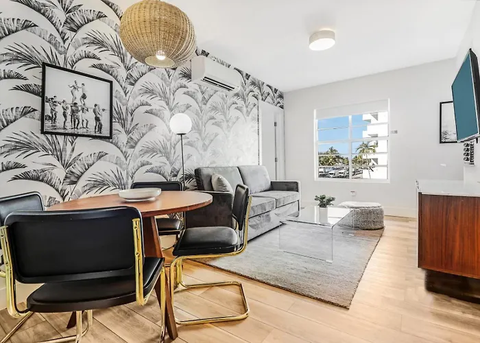 Apartment: Roami At The Carmela